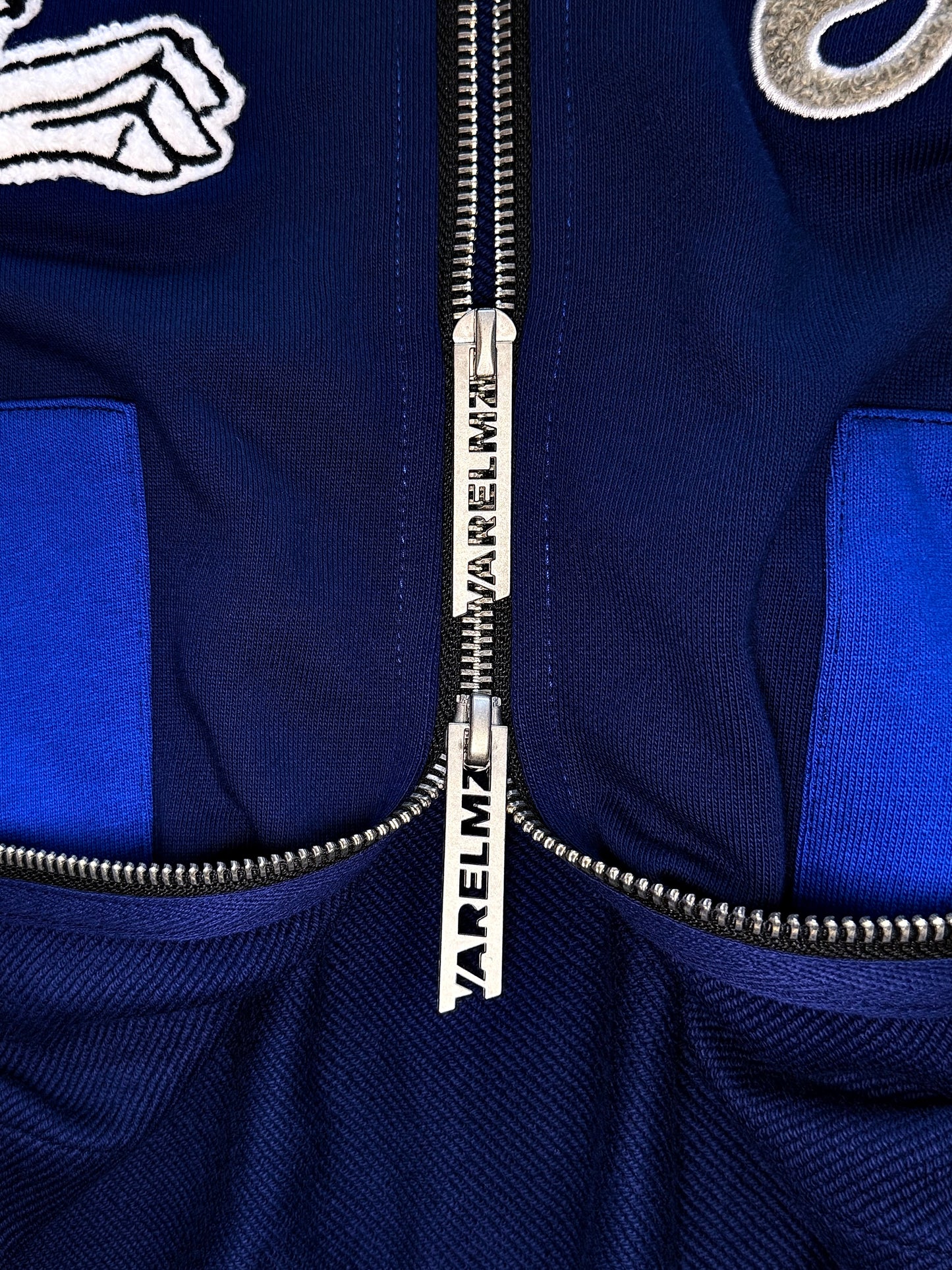 K’RU Zip Hoodie